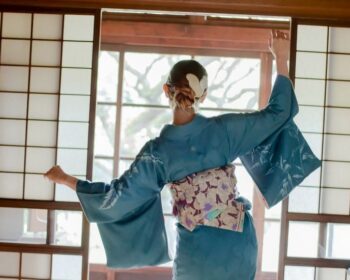 古民家の奥に・・・躍動する和洋古今 あなたと一緒に「遊び」たい『Gingisells』